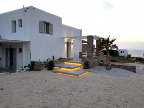 Sunset Villa I, Sarakiniko